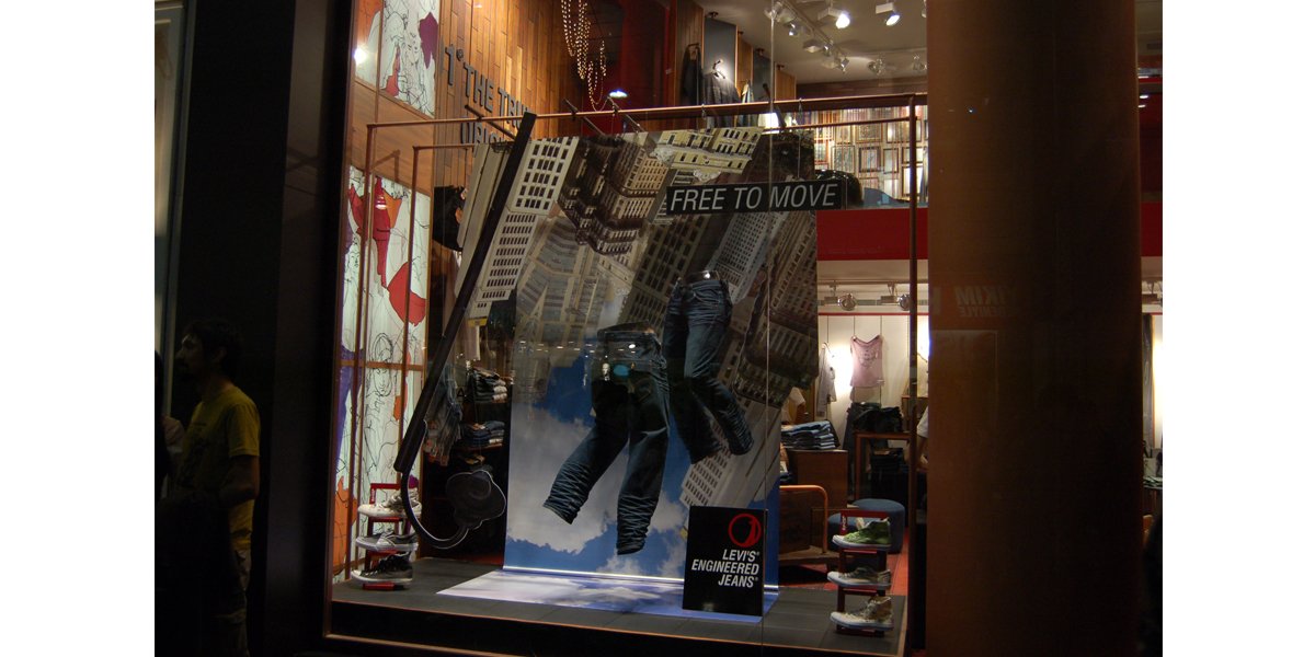 Levis Vitrinler